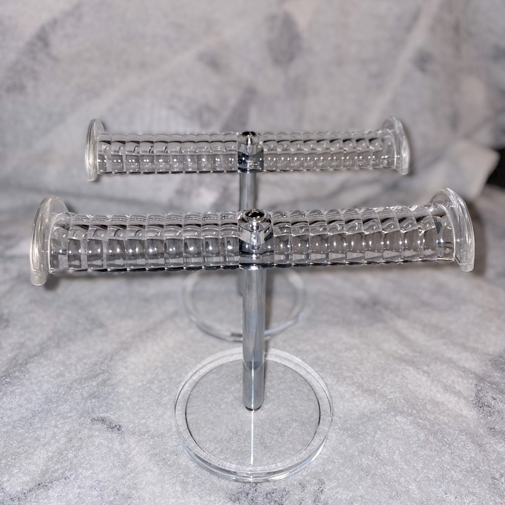 ACRYLIC BRACELET HOLDERS
